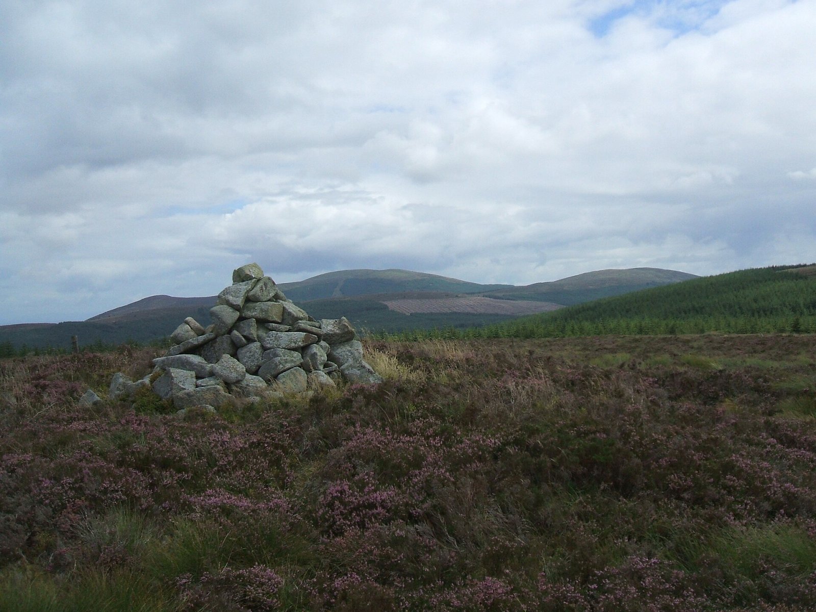 Descubriendo Criffel: la encantadora colina de Escocia - Dumfries and Galloway | Secret World Trip Planner