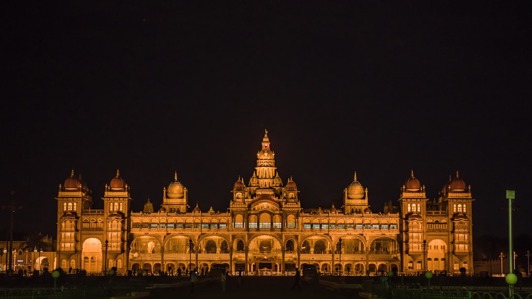Mysuru Palast: Architektur und Kunst in Mysore - Mysore | Secret World Trip Planner