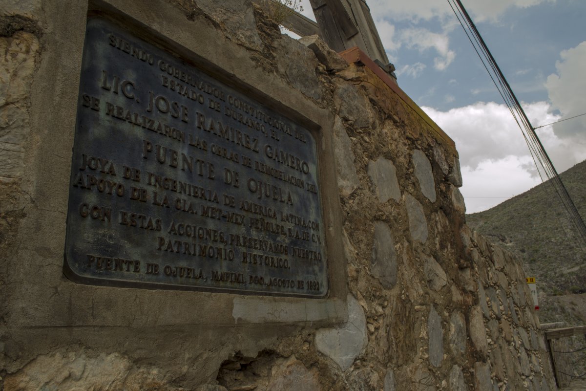 Puente de Ojuela: il ponte sospeso sul canyon desertico — 35236 Mapimí