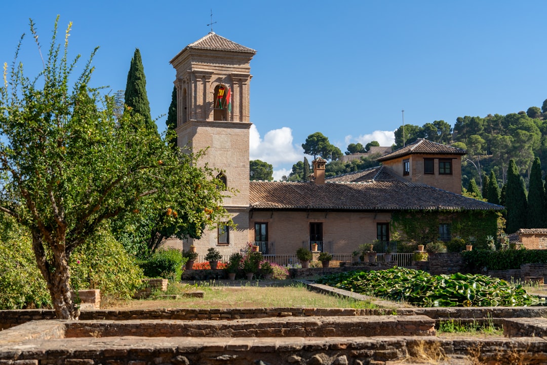 Generalife in Granada: The Nasrid Summer Palace Gardens - Centro | Secret World Trip Planner