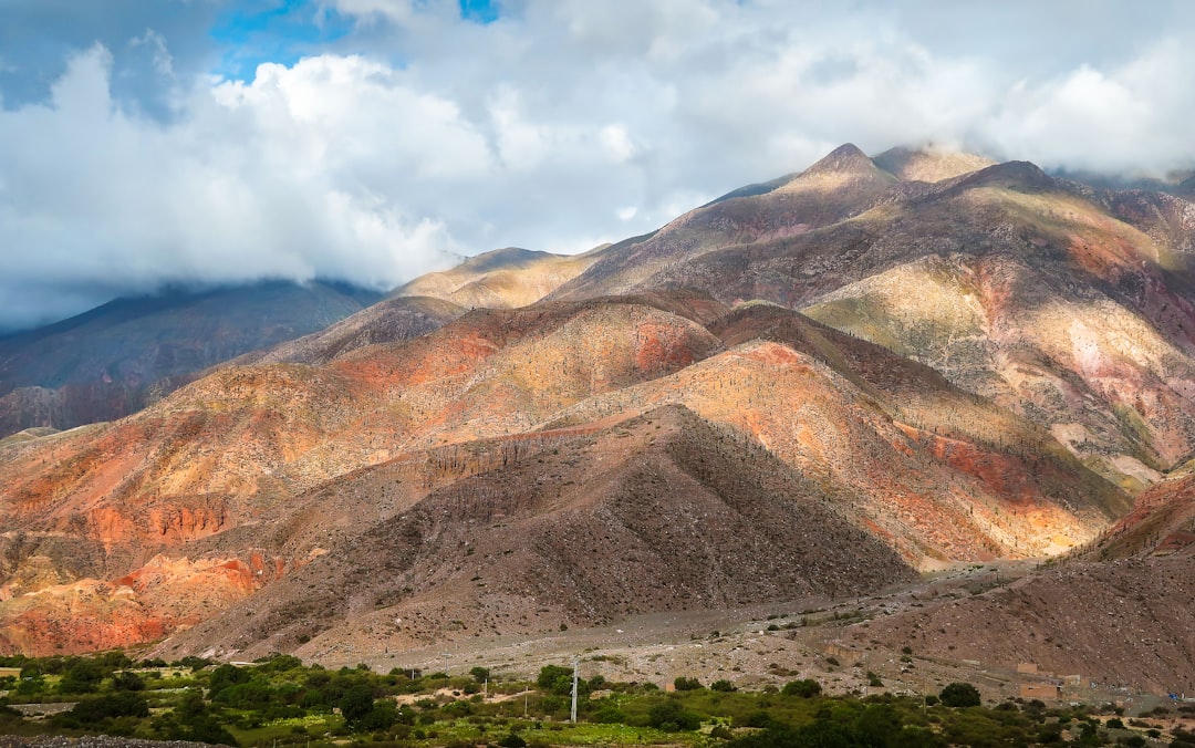Cerro de los Siete Colores: atardeceres en Purmamarca - Y4618 Purmamarca | Secret World Trip Planner
