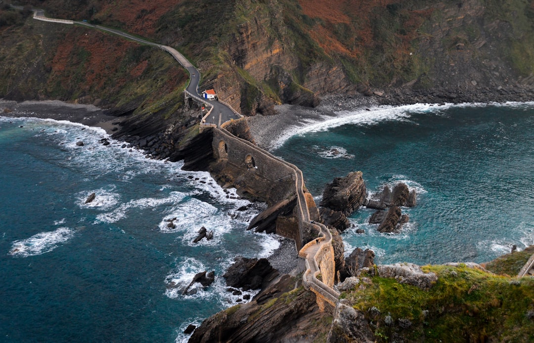Farol do Cabo Espichel: il faro sull'orlo del mondo — Cabo Espichel