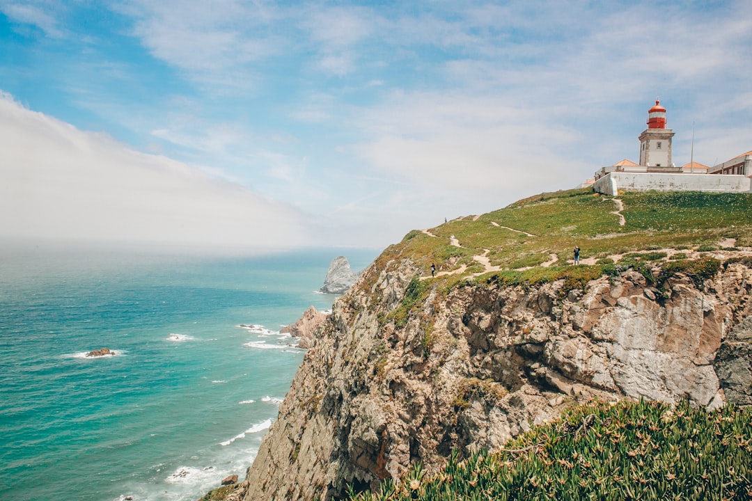 Farol do Cabo Espichel: il faro sull'orlo del mondo - Cabo Espichel | Secret World Trip Planner