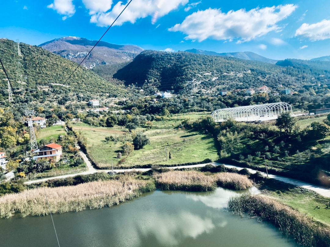 Découvrez le Mont Dajti : un joyau naturel en Albanie - Tirana | Secret World Trip Planner