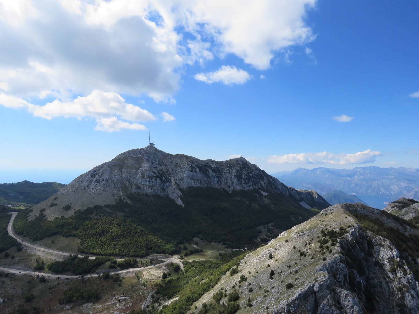 Descubre Štirovnik: la cima oculta de Montenegro - Štirovnik | Secret World Trip Planner