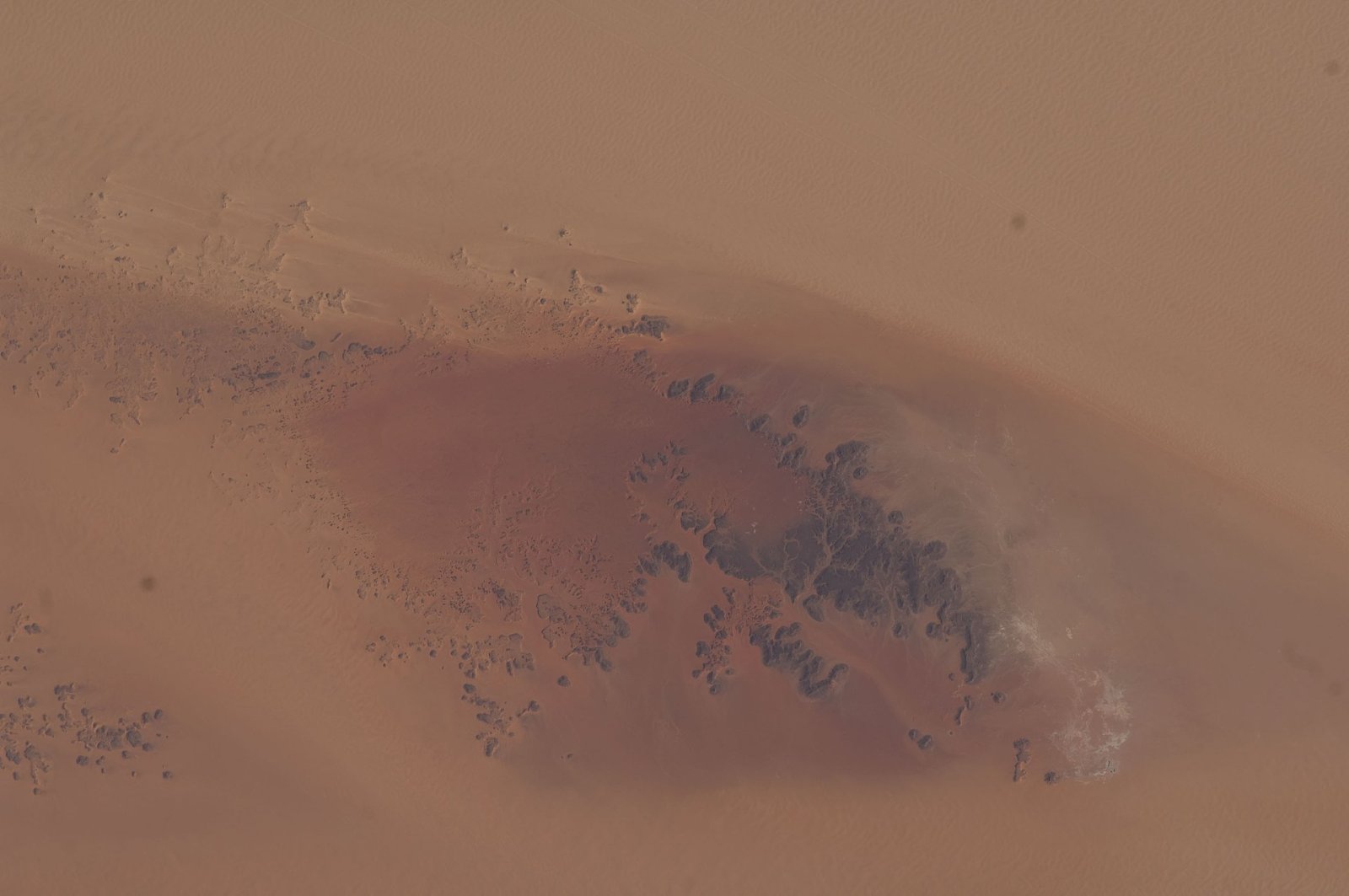 Descubre Jebel Hadid: un tesoro natural en Marruecos — R5JG+R3 Aït Abi