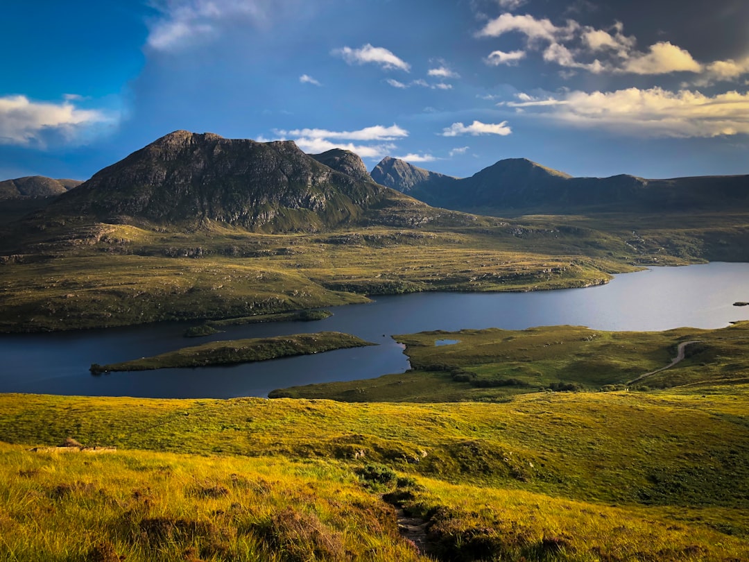 Scoprire Sgor nam Fiannaidh: un angolo di natura incontaminata in Scozia - MXH7+Q4 Ballachulish | Secret World Trip Planner
