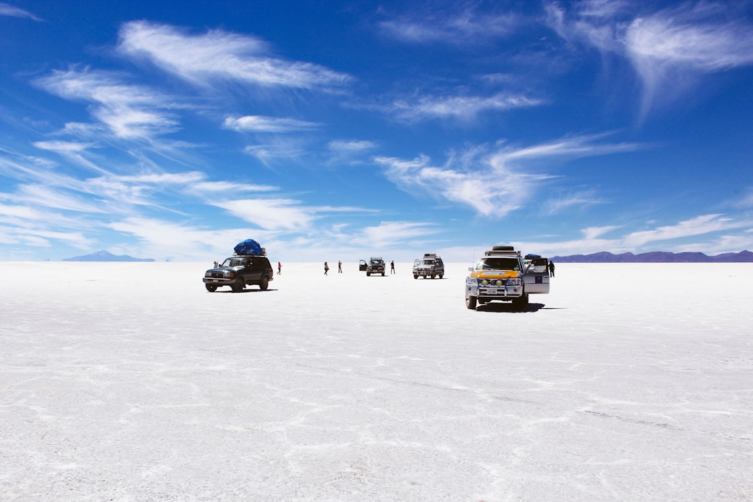 Salar de Uyuni : le désert de sel en Bolivie - Av. Ferroviaria | Secret World Trip Planner
