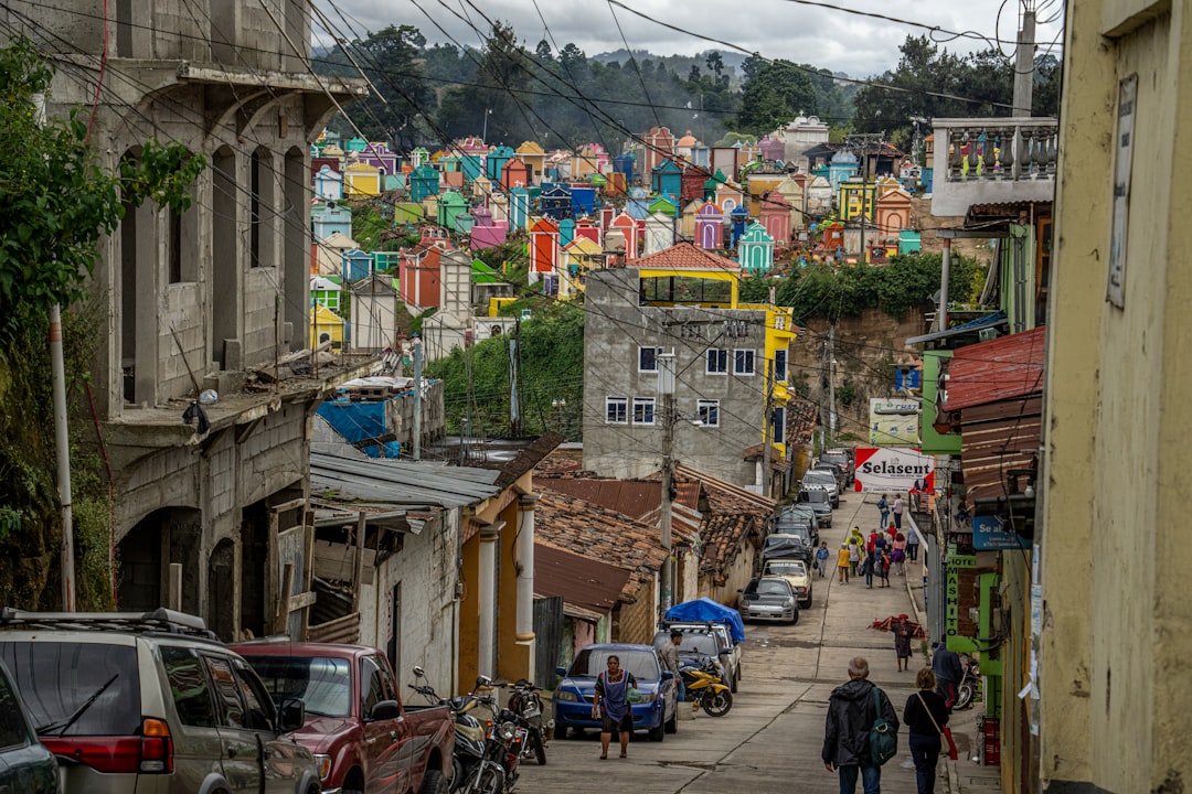 Mercado de Chichicastenango: colores y rituales mayas - 6a Calle | Secret World Trip Planner
