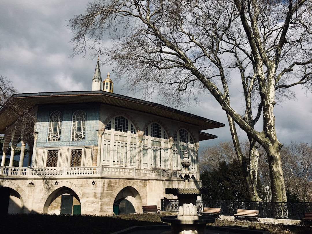 Irakisches Museum in Bagdad: Sammlungsguide - 89HP+62J | Secret World Trip Planner