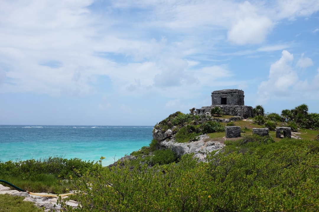 Tulum: Maya-Panoramen über der Karibik - 77765 Tulum | Secret World Trip Planner