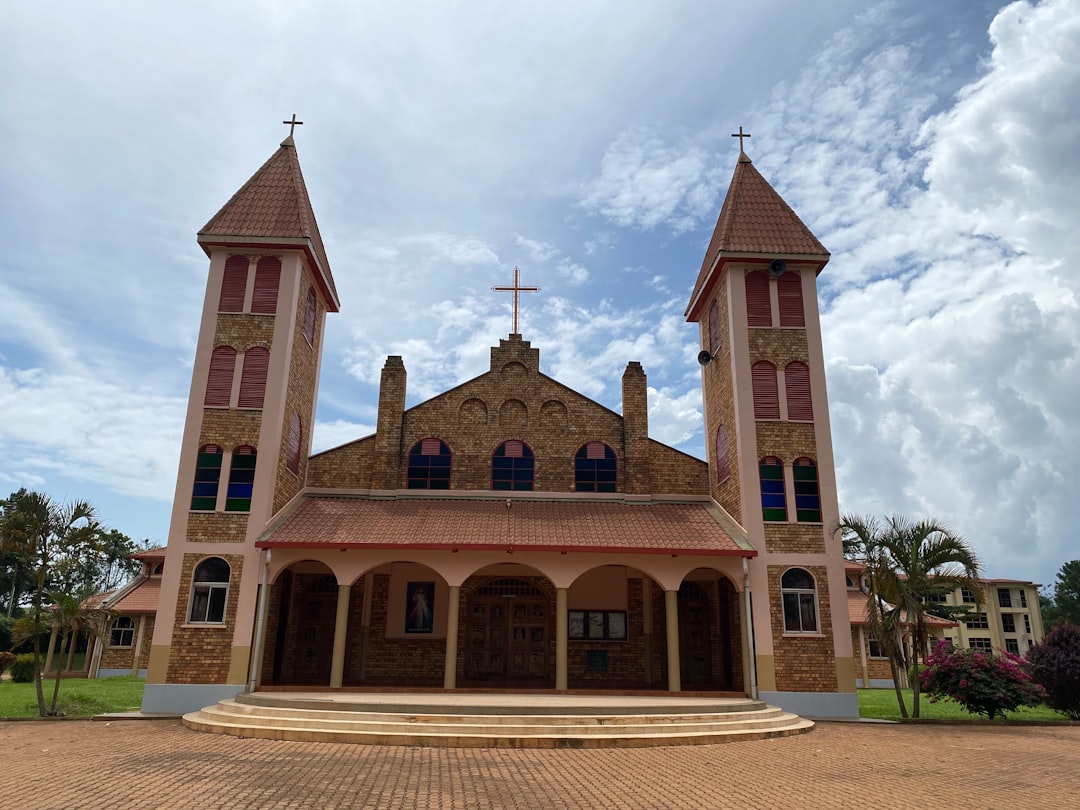 Découvrez l'Église anglicane au Kenya : un trésor culturel - Nairobi | Secret World Trip Planner