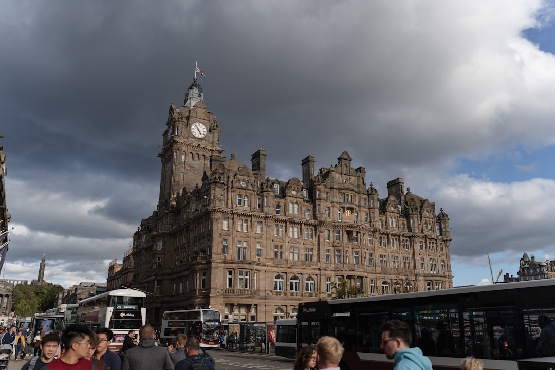 Scopri il Scottish Vintage Bus Museum: un viaggio nel tempo - 4G6Q+MR Dunfermline | Secret World Trip Planner