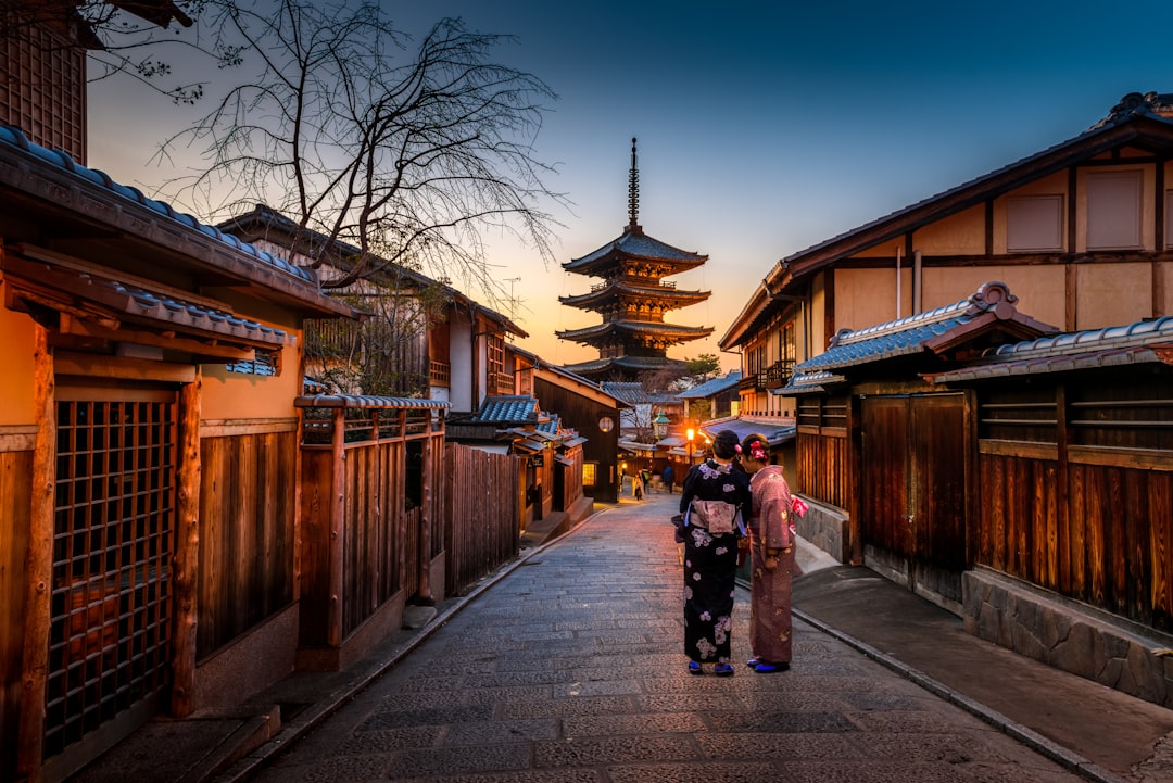 Secret World vs Wanderlog: Best Trip Planner for Kyoto 2026 — Kyoto