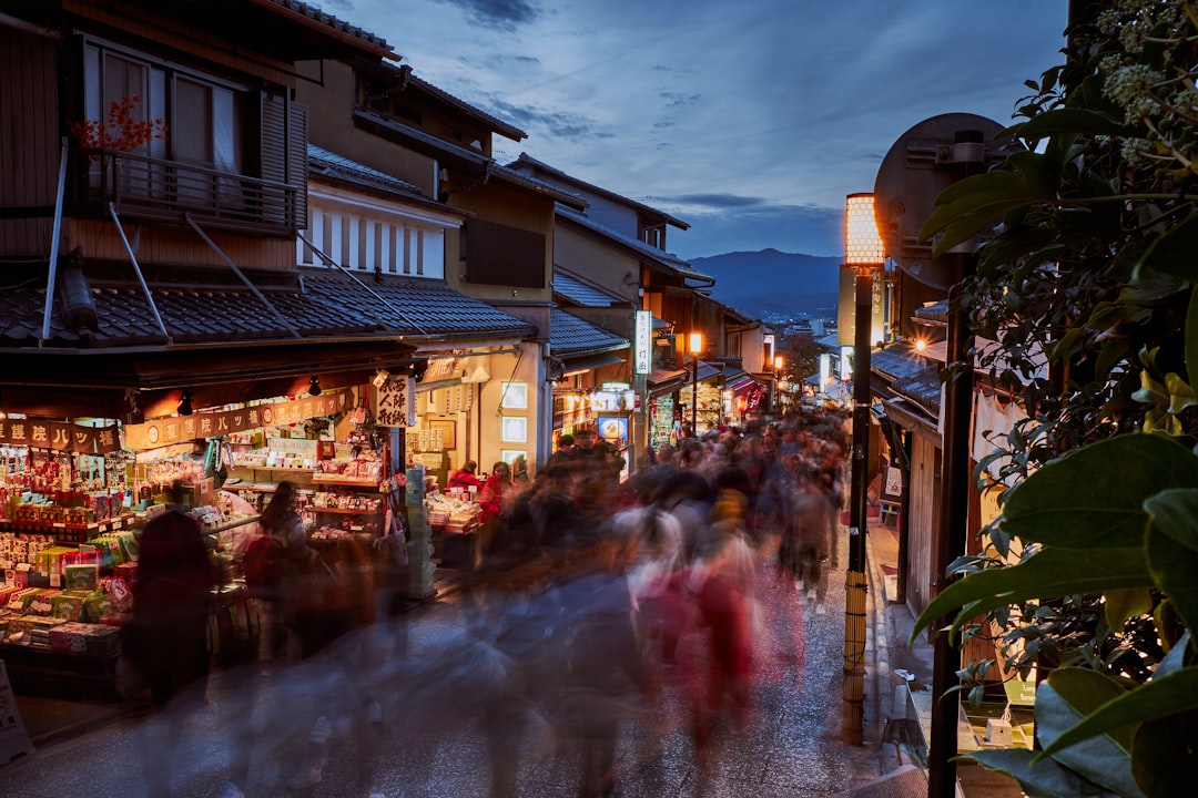 Secret World vs Wanderlog: Der beste Reiseplaner für Kyoto 2026 - Kyoto | Secret World Trip Planner