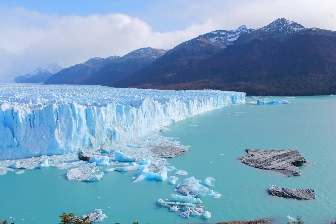 Perito Moreno: il ghiacciaio che avanza in Patagonia - El Calafate | Secret World Trip Planner