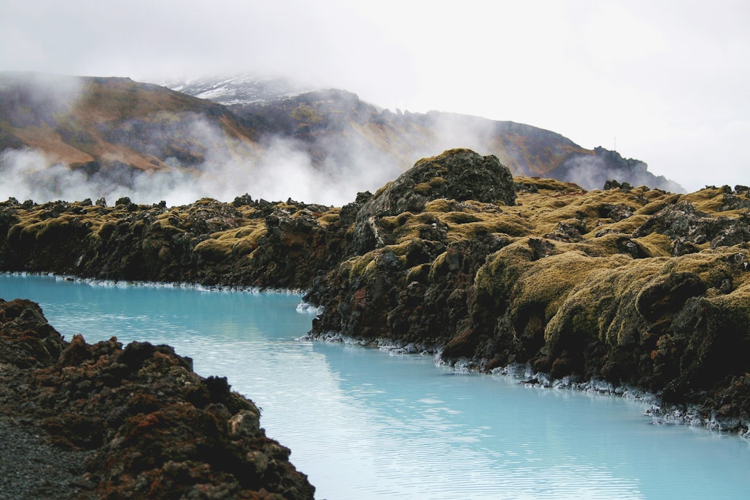 Lagune Secrète à Flúðir : les plus anciennes sources d'Islande - Hvammsvegur | Secret World Trip Planner
