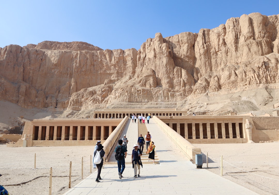 Der Grabtempel von Hatshepsut: Ein Meisterwerk des Alten Ägyptens - Al Qarna | Secret World Trip Planner