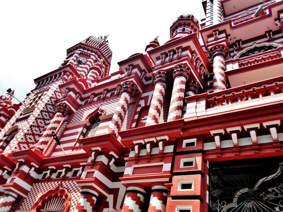 Discover the Jumma Mosque in Bambalapitiya: a Cultural Gem — Colombo