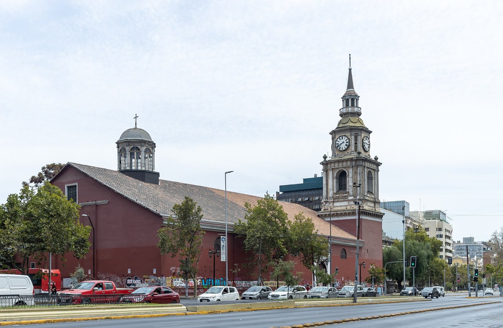 Explorer l'historique Iglesia San Francisco de Valdivia — Valparaíso
