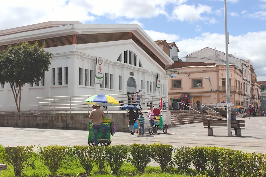 Découvrez le Musée Alberto Mena Caamaño à Quito, Équateur — Quito