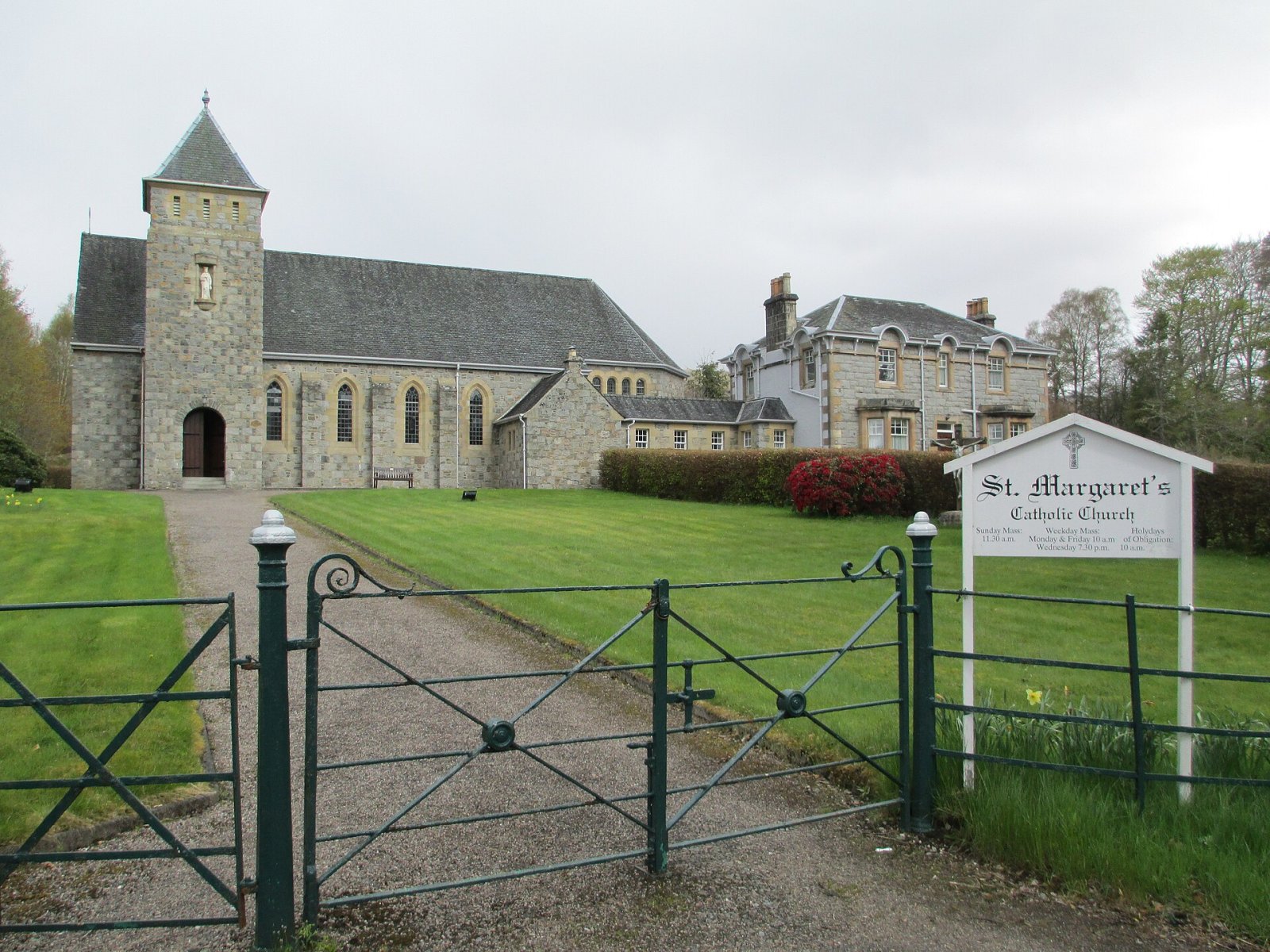 Descubre St Margaret's: la capilla histórica de Edimburgo | Secret World Trip Planner