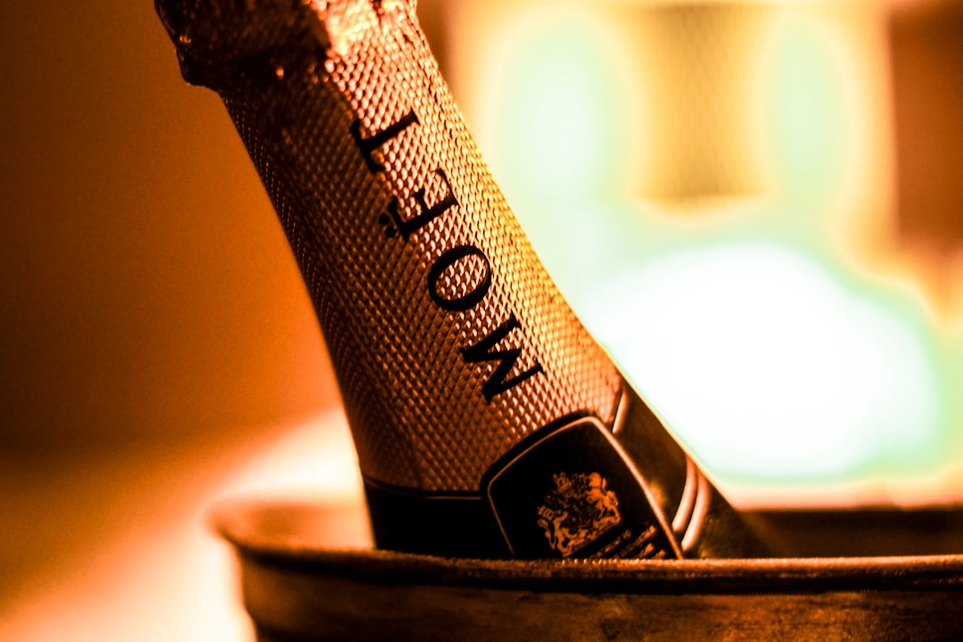 Champagne Deutz en Aÿ: catas y visitas - 16 Rue Jeanson | Secret World Trip Planner