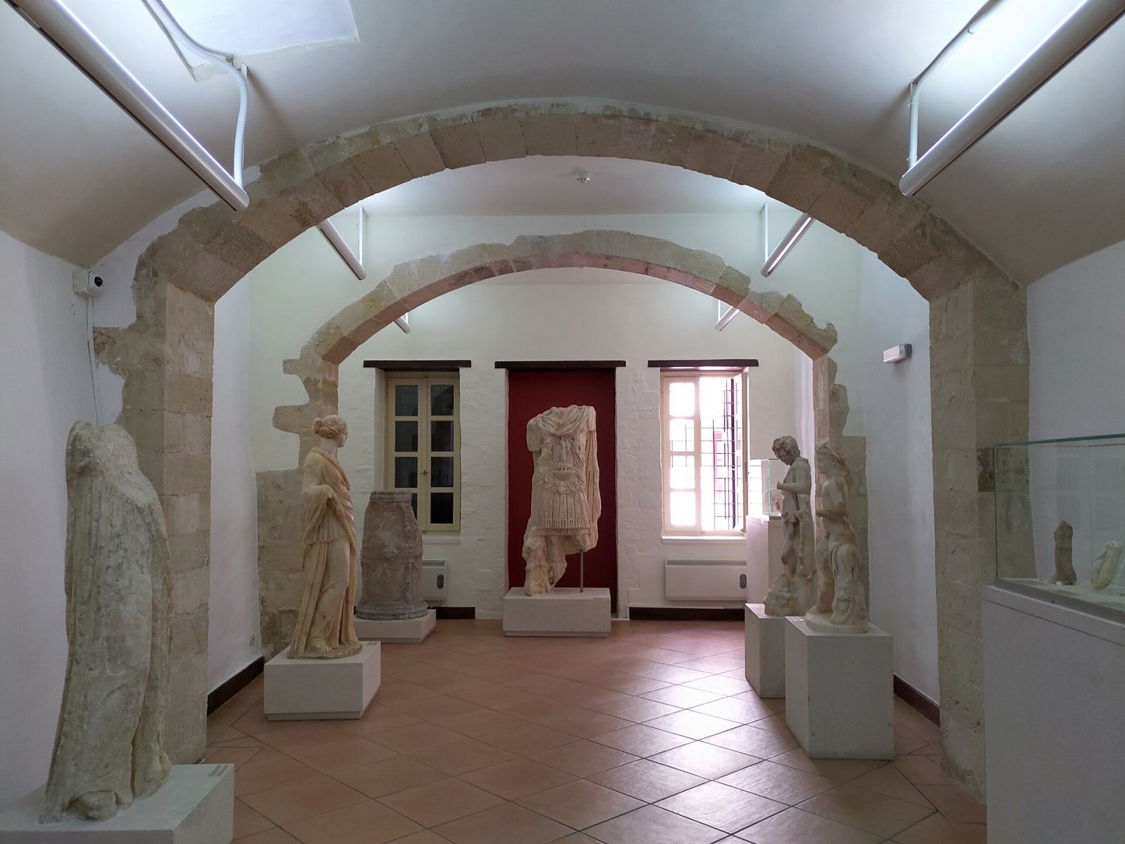 Découvrez le Musée Archéologique de Kissamos en Grèce — Partheniou Peridou 7