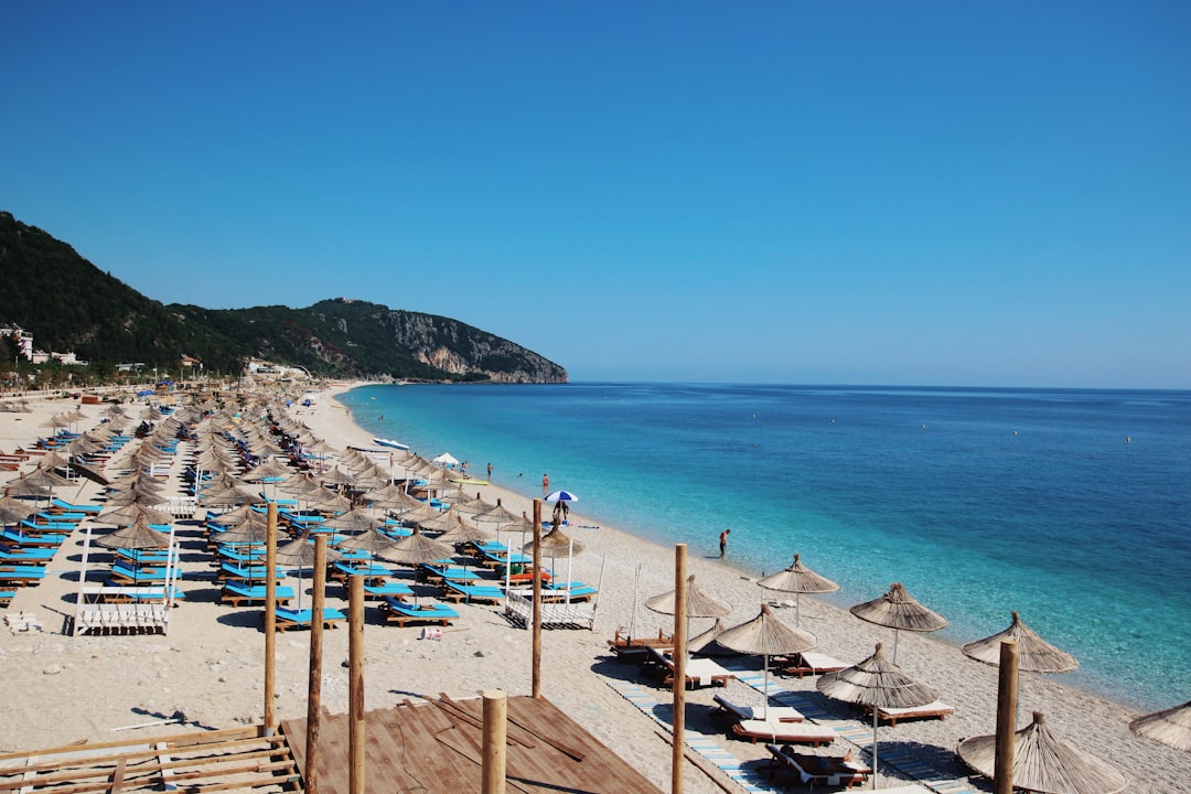 Dhermi : la plage albanaise entre galets et eaux turquoises - 4JVP+QF6 | Secret World Trip Planner