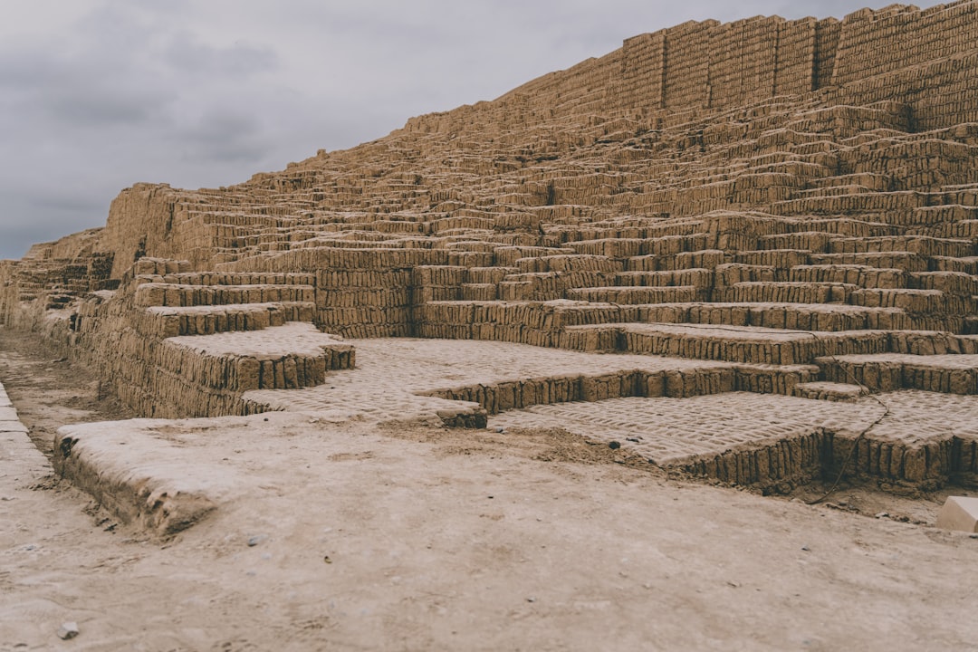 Descubre Qunqusyantaq: un rincón de naturaleza en Perú — Yuracmayo