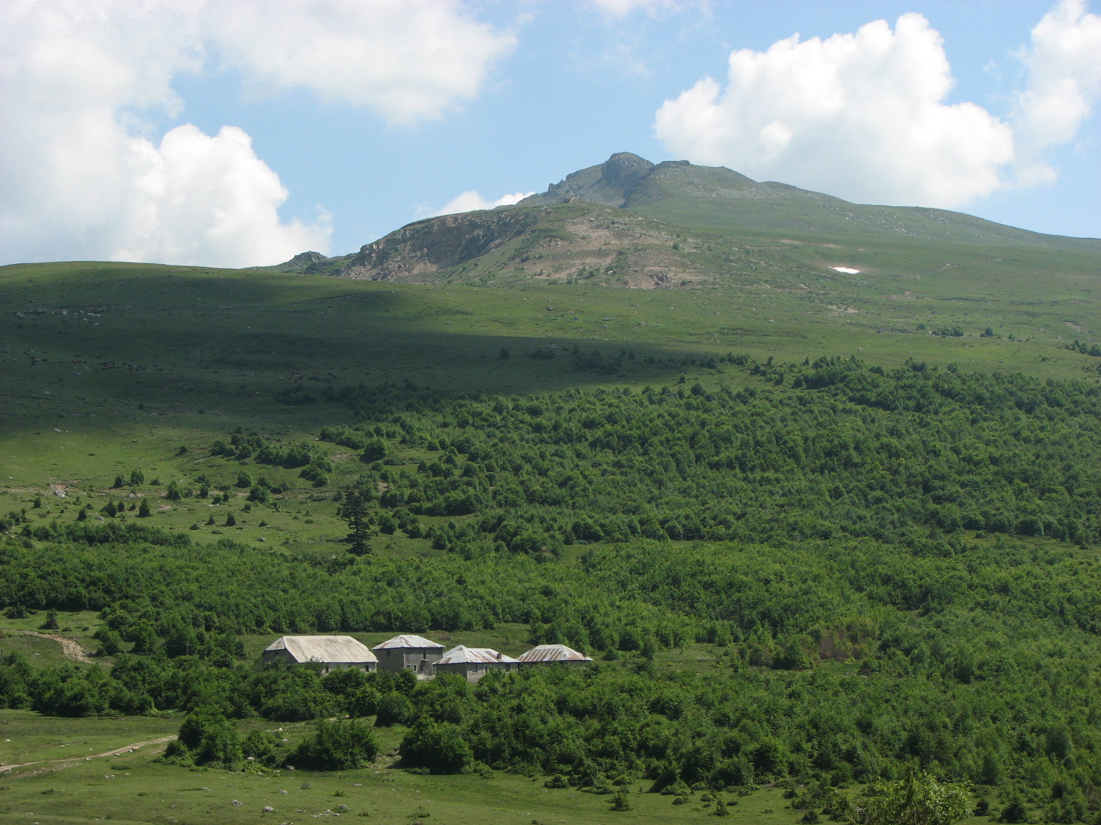 Découvrez Kallabak : un joyau naturel entre l'Albanie et le Kosovo — Turaj
