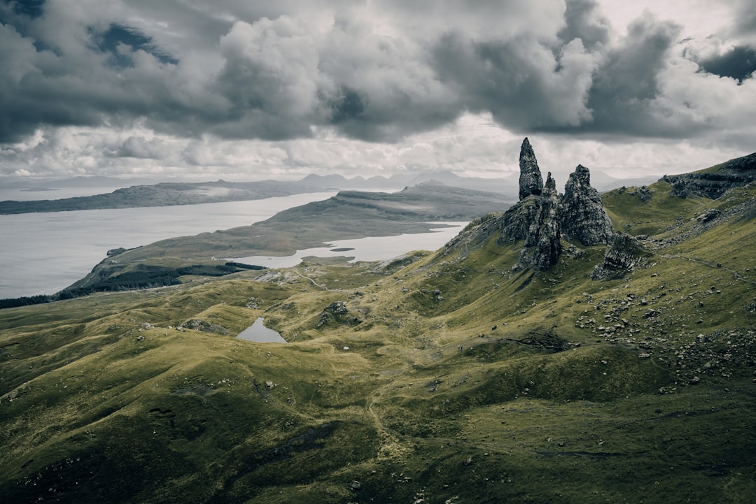 Explora Torlum: Una joya natural en Escocia - 932P+6X Crieff | Secret World Trip Planner