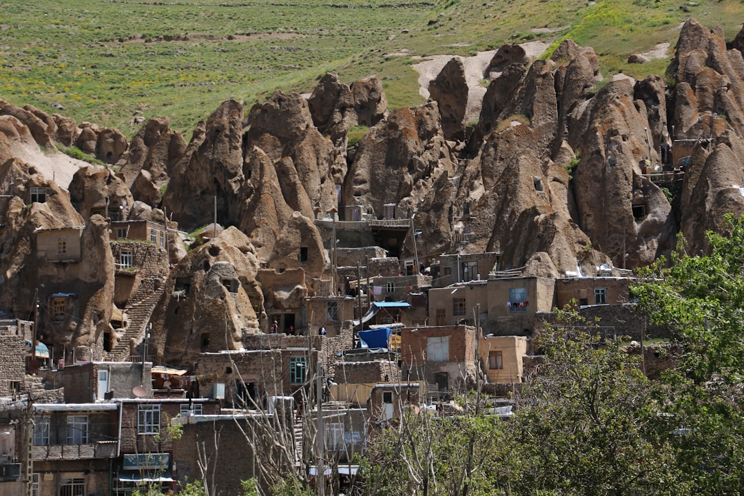 Kandovan: el pueblo tallado en roca volcánica - Q7V2+Q3H | Secret World Trip Planner