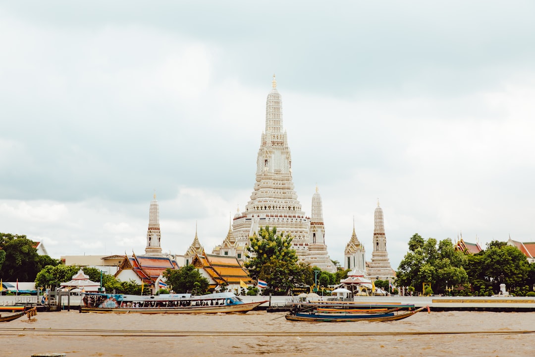 Top 5 Travel Apps for Bangkok in 2026 - Bangkok | Secret World Trip Planner