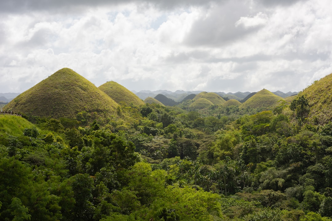 Chocolate Hills di Bohol: il panorama delle colline coniche - Carmen | Secret World Trip Planner