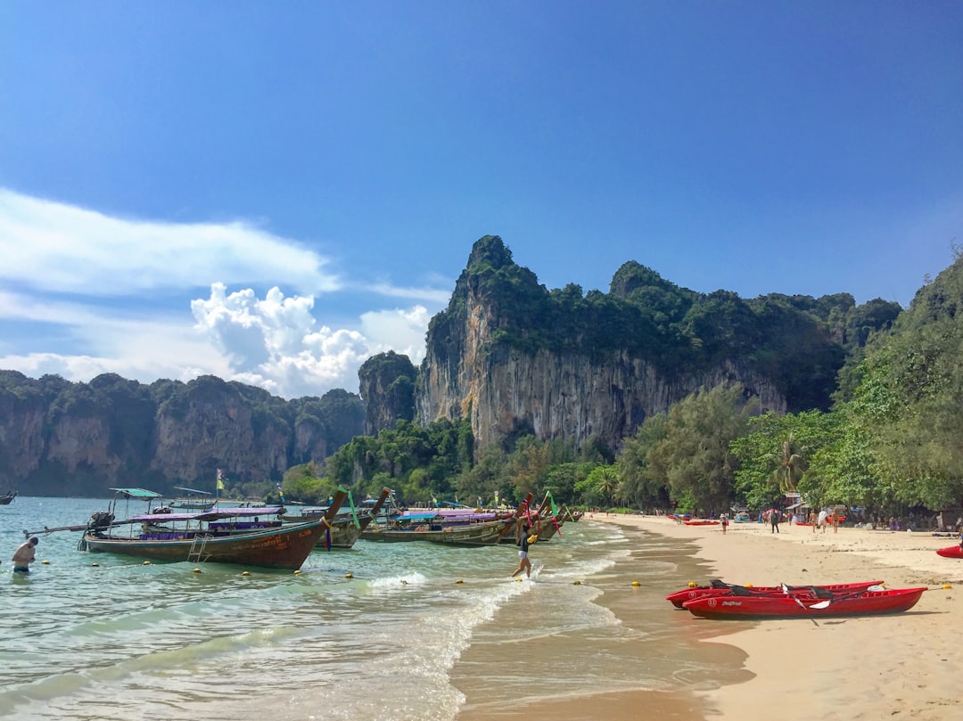 Point de vue de Railay Est : un panorama à couper le souffle — Amphoe Mueang Krabi
