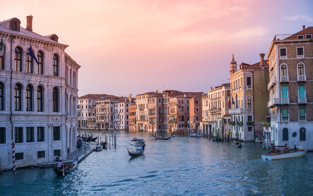 Mejores apps de viaje 2026: las 5 top en Venecia — Venezia