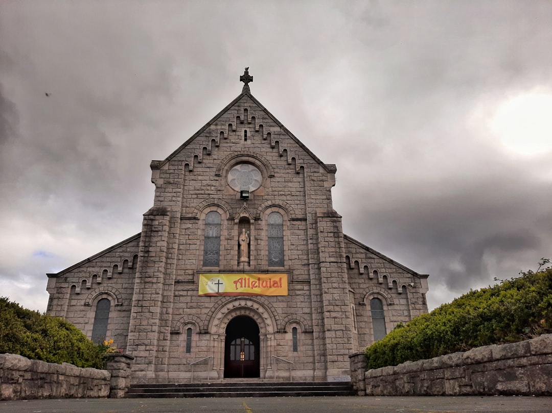 Découvrez l'Église Méthodiste de Roscrea : un trésor culturel irlandais - Roscrea | Secret World Trip Planner