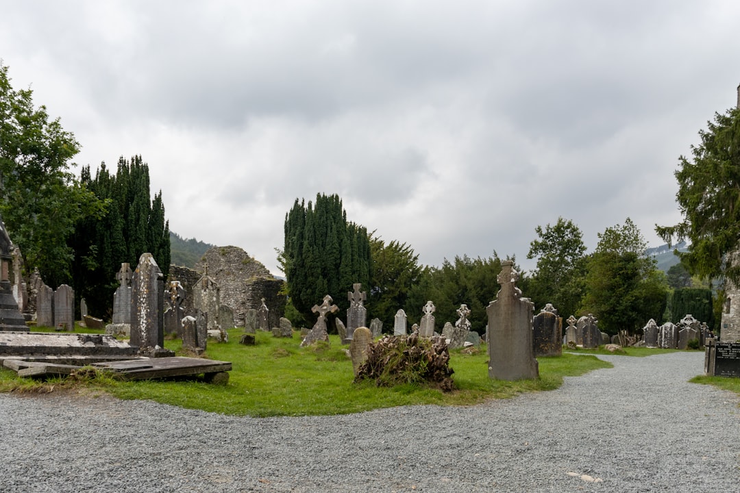 Noraduz: el cementerio de khachkar en el lago Sevan - 95FJ+RFR | Secret World Trip Planner