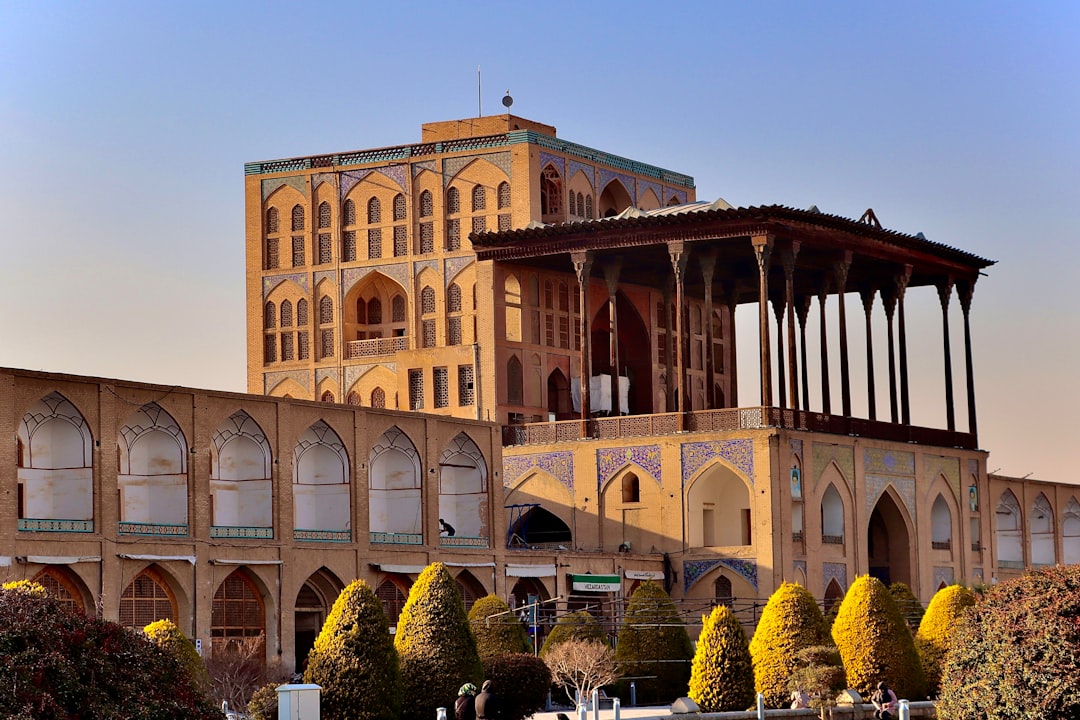 Chehel Sotoun: il padiglione dei quaranta specchi - Esfahan | Secret World Trip Planner