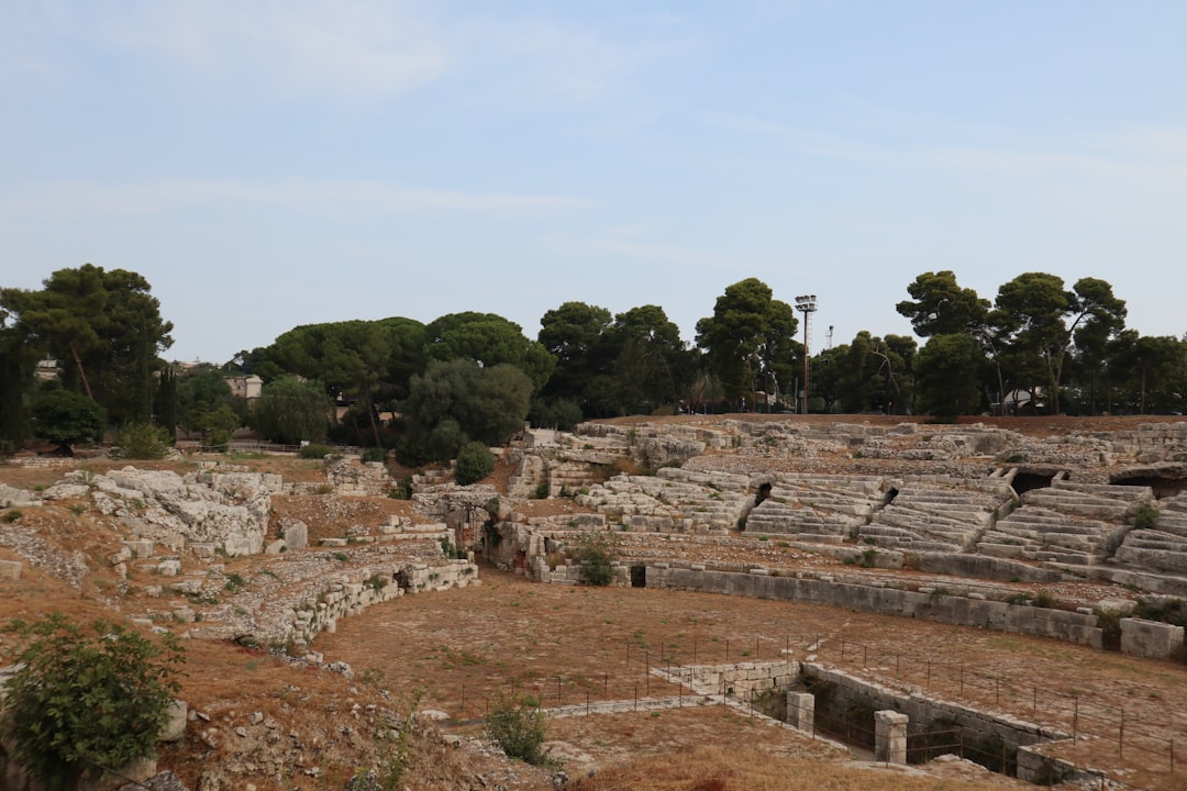 Delo: Die heilige Insel Apollos in den Kykladen - Delos 846 00 | Secret World Trip Planner