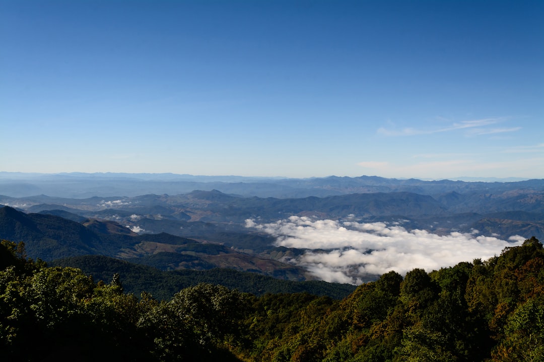 Doi Inthanon: senderos entre bosques y pagodas - Distretto di Mae Chaem | Secret World Trip Planner