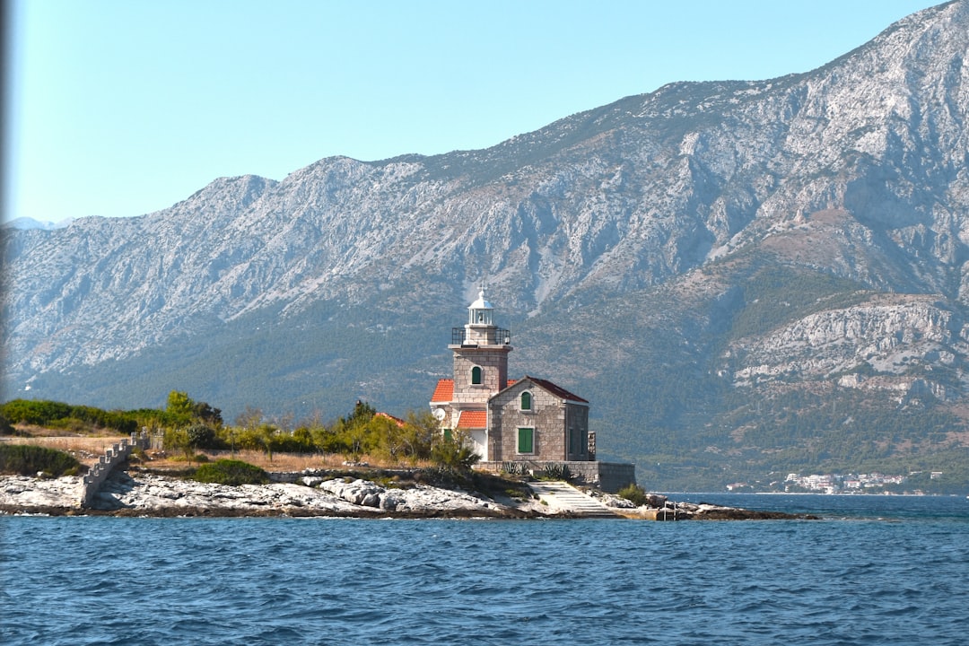 Faro Sveti Ivan: isla solitaria en el Adriático - 2JV7+6J | Secret World Trip Planner