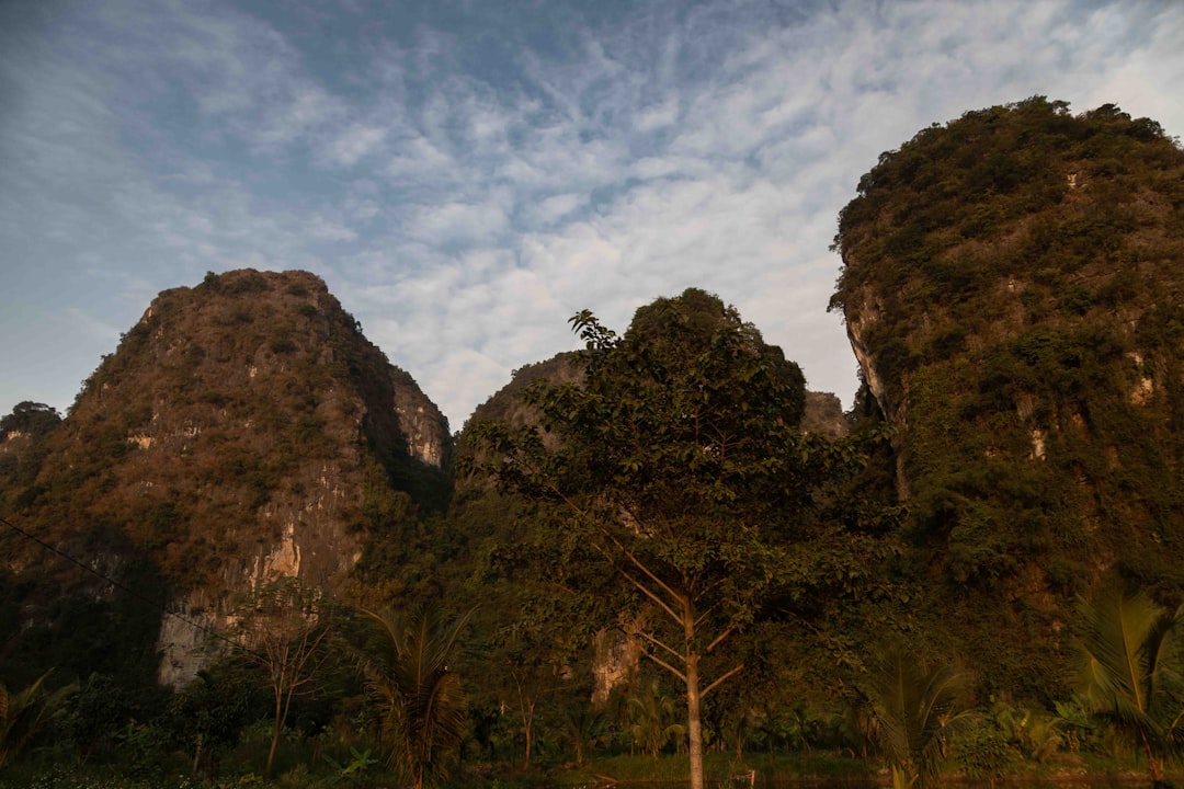 Tham Kong Lo: la grotta fluviale di 7 km nel Laos - Tham Kong Lo | Secret World Trip Planner