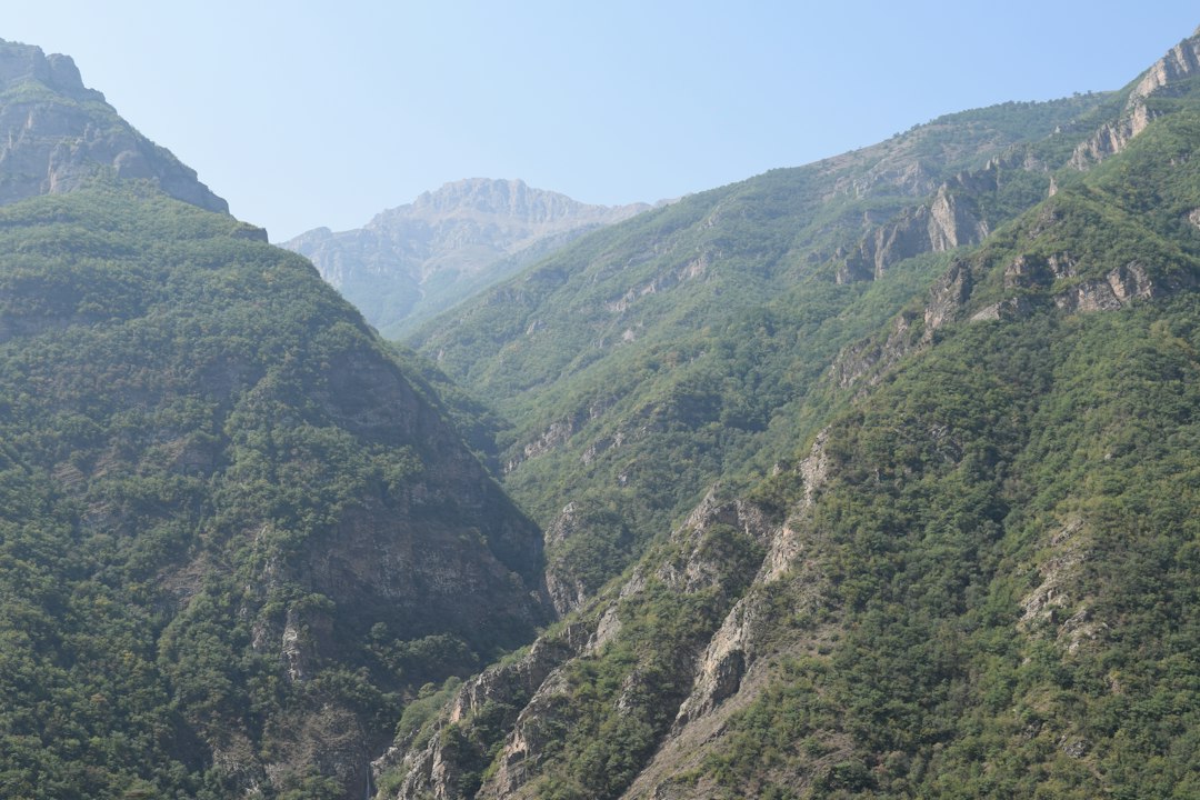Lushan: le cascate che ispirarono i poeti Tang - Jiu Jiang Shi | Secret World Trip Planner
