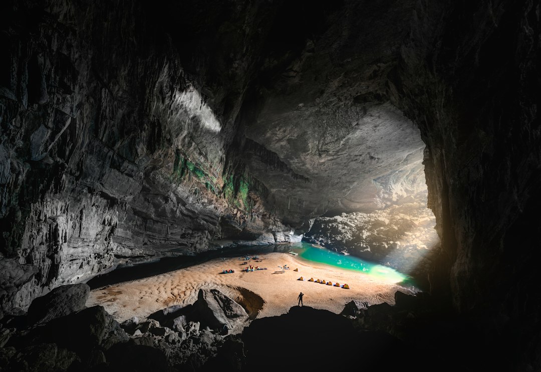 Grotta de Hielo de Dobšiná: maravilla subterránea - Dobšinská Ľadová Jaskyňa | Secret World Trip Planner