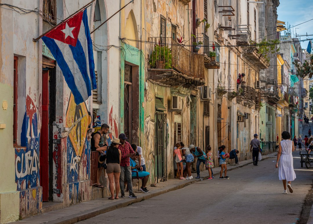 Étudiants en Médecine : Un Voyage dans l'Histoire du Football Péruvien - La Habana | Secret World Trip Planner