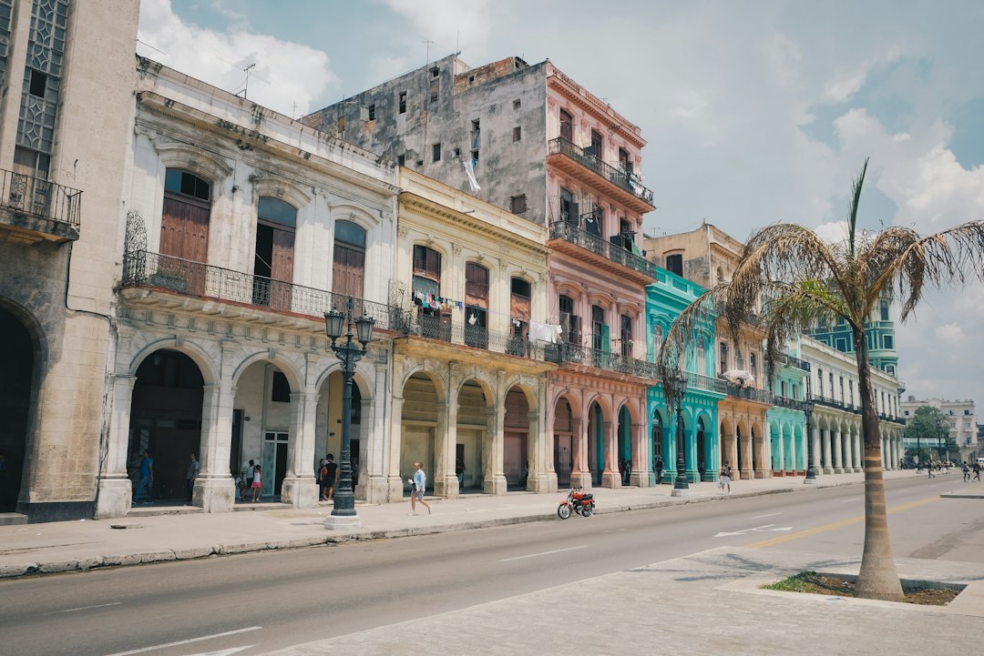 Celia Sanchez: Die Kubanische Revolutionärin, die die Geschichte Veränderte - Manzanillo | Secret World Trip Planner
