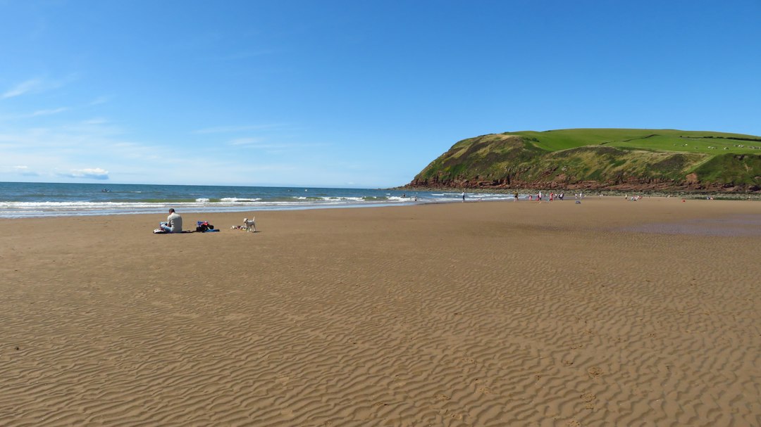 Traeth Porth Wen : la plage secrète d'Anglesey - Llanbadrig | Secret World Trip Planner