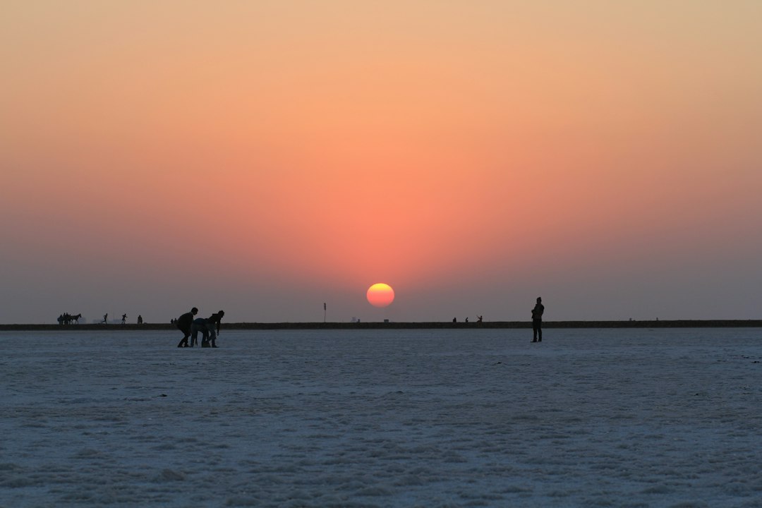 Rann de Kutch : le plus grand désert de sel au monde - Juna | Secret World Trip Planner